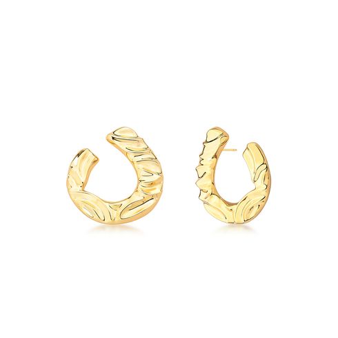 35340-brinco-circulo-aberto-amassado-liso-banho-ouro-18k-atelie-rosa-valverde-semijoias -4-